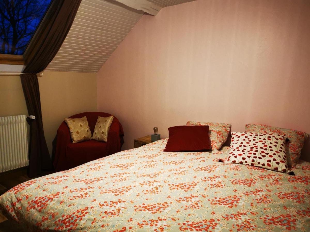 Bed and Breakfast Domaine De L'Esperance, Chambre Rose Bersaillin Екстер'єр фото